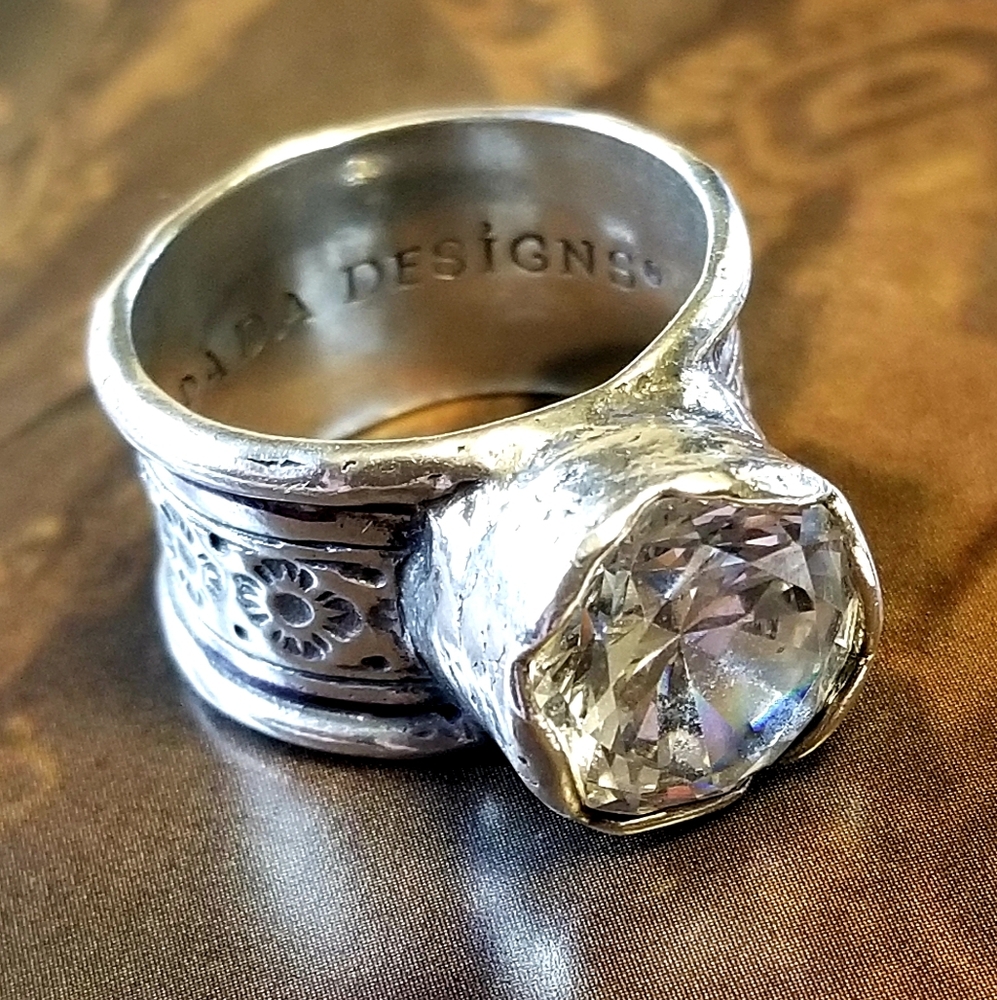 Silpada Sterling Silver & Zirconia Queen for A Day Ring - Picture 3 of 14